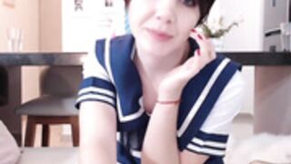 LauraVega cute outfit