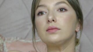 Nadinekanes (Livejasmin streamate) Feet show