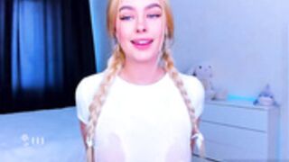 8a8y_nura Boobs an weird lower teeth take a look