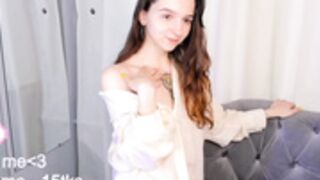 Linda_blush long nipple peek