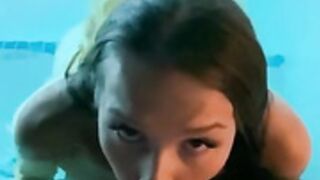 Khloe-K pool suck fuck and facial