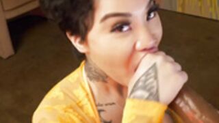 Honey gold fucking a giant ass dildo