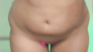 Roxxannne Oil show