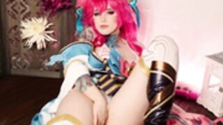 Ahri Cosplay - League of Legends