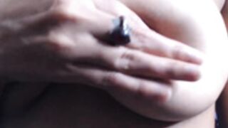 Zuby_duby nipple closeup