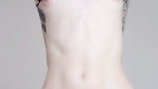Goth teen with cute pussy and tatoos clapping her ass