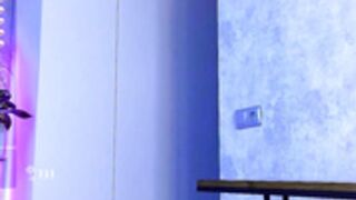 nika_lodge opens her ass as an exemplary student