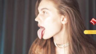 Hoolybunny Teases and cums 1/2