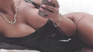 MelanieLexxx 2022-07-31 15-43-57