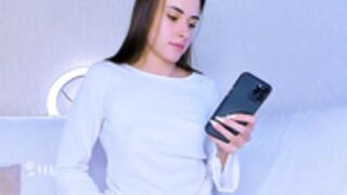 daniella_ross_ good-lookinbg squirter @12:00