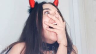 Goyd turning into fake squirting Satan 2020-12-10 REUP