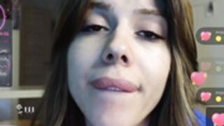 hottie_lola69 naked and so petite OMG skull-fuck me
