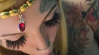 Princess Zelda gives a blowjob - Nintendopanda