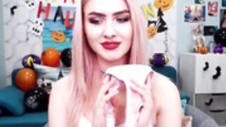 DaliaSmith (LJ) Making Messy Panties Everyday