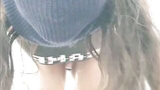 Liarmosca tocándose y jugando con dildo