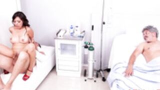 calia  hot wife threesome at the hospital