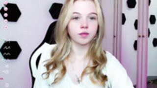 small_blondee 2023-04-22