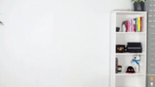 Ella__sweety standing (slow video loading be patient )