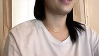 Misscam la beurette et ses seins de fou