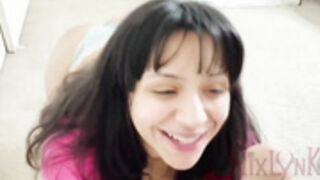 Nixlynka – Gold Digger Aunt Fucks Rich Nephew