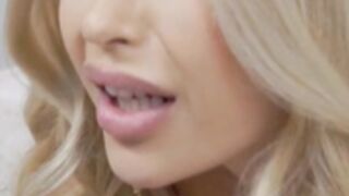 YaniraLove Freechat Getting RAILED by her Fuck Machine