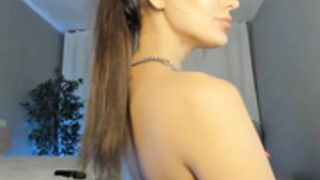 Xxx_leila fully nude sexy body dildo & spreading ass