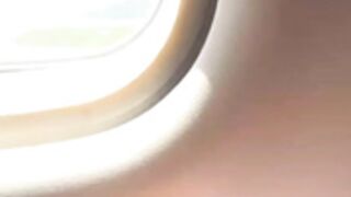 LilliThelo in airplane