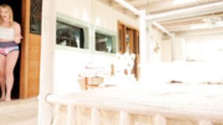 Melody Marks spankmonster