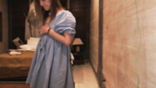 Kali_The_Goddess upskirt no panties handstand