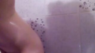 Georgina96 Anny In Shower