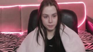 1i1ypa1mer: 4 hours streaming earning zero tokens