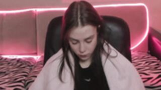 1i1ypa1mer: 4 hours streaming earning zero tokens