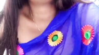 Anusha Bhabhi Potty Show with full face