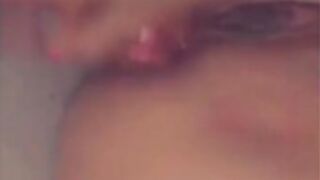 Masturbation Vanessa L.  TV reality