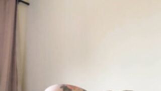 Moscardiniema - Watch how i CUM in this position