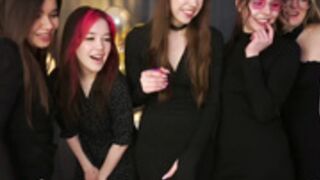 A_Mhere lesbian party