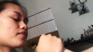 Snowbunniie blowing boyfriends cock