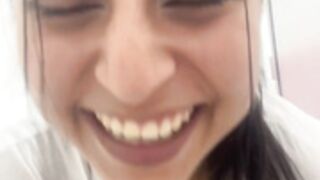 Annie Cruz Shower Stream