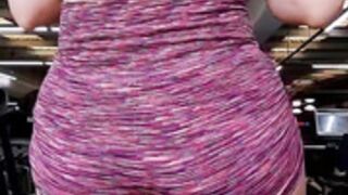 Spanish exhibitionist Whitepraxis at the gym