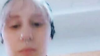 Spanish exhibitionist Whitepraxis at the gym