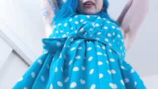 Kiwi Couli stepmommy makes you suck her dick