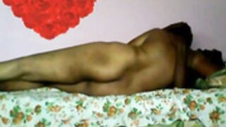 TAMIL AUNTY RADHA  AUNTY  FUCK WITH LOVER