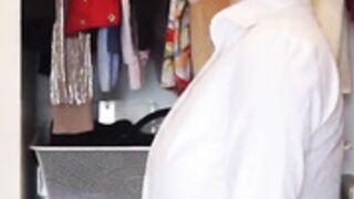 yourlittleredhead aka levicoralynn Getting Dressed
