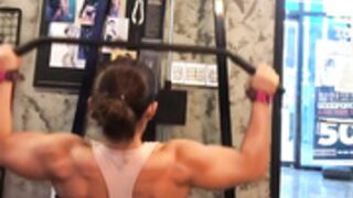 korean muscular girl5