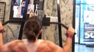 korean muscular girl5