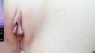 emilydancee pussy close-up 2