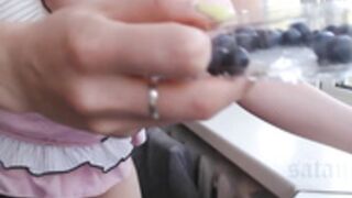 Bianca_Berry, Kirsten_Dilles, Brenda_Bond Nip Slip