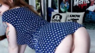 Classic Carlie Dildo Ride