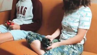 Mary Konopelka Cute Gamer