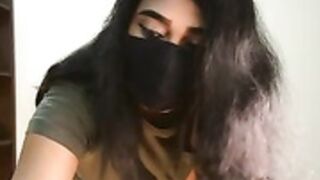 Riya-00 pussy closeup & cum